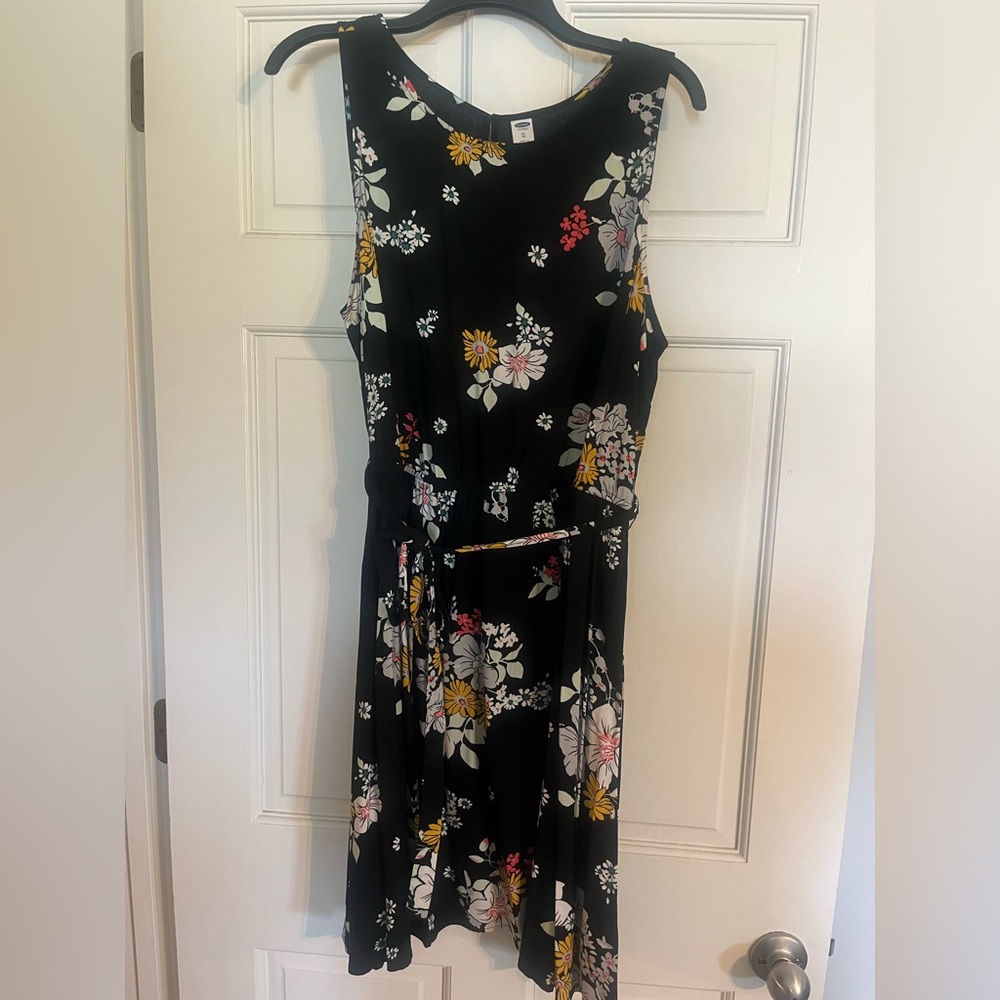 Old Navy Black Floral Dress *Size XL*